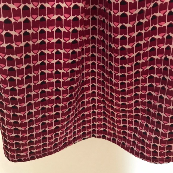 NY&C Wine / Cranberry Sleeveless Silk Tank - Picture 5 of 8